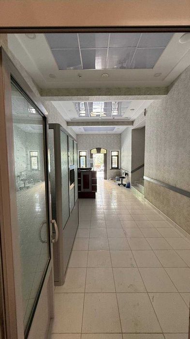 шойхонтохур район Ибн-Синой махала ичига  келейника бор срочна