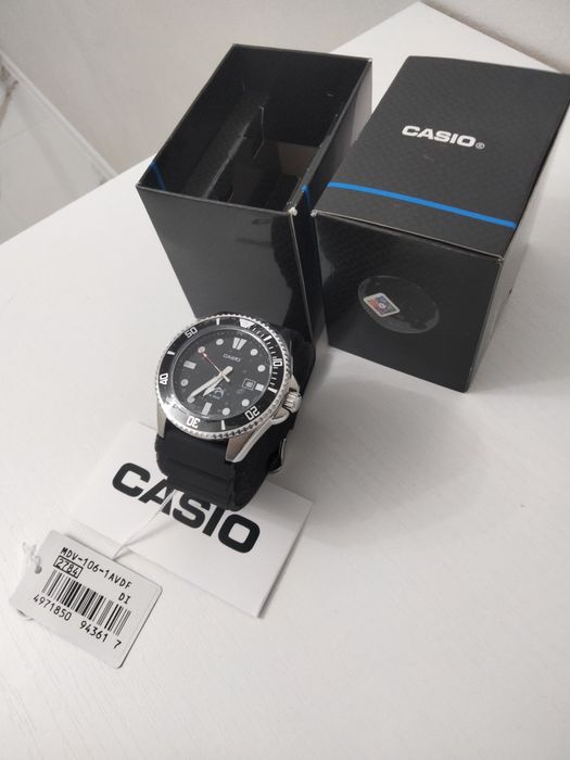 Casio MDV 106-1AVDF
