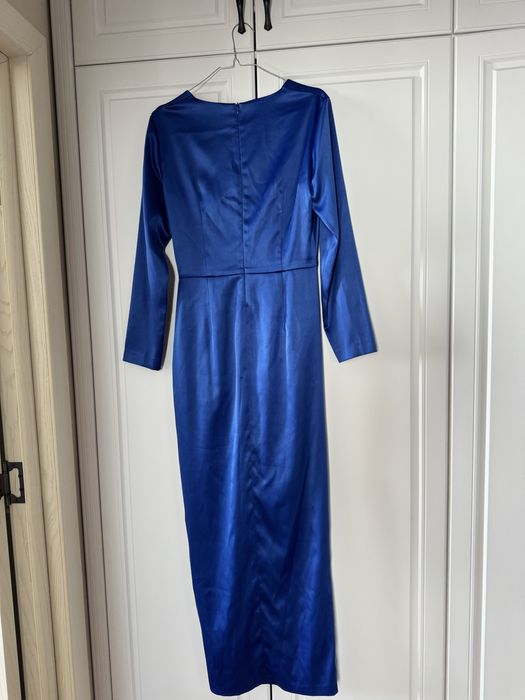 Платье вечернее