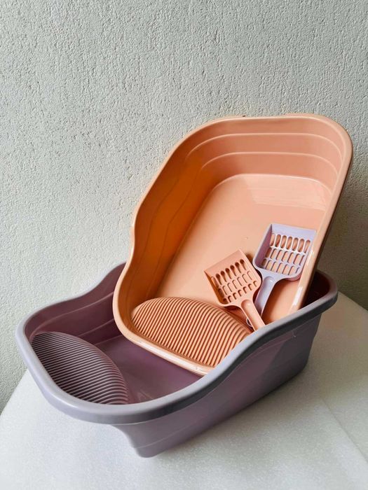 Открита Котешка Тоалетна - Различни Цветове