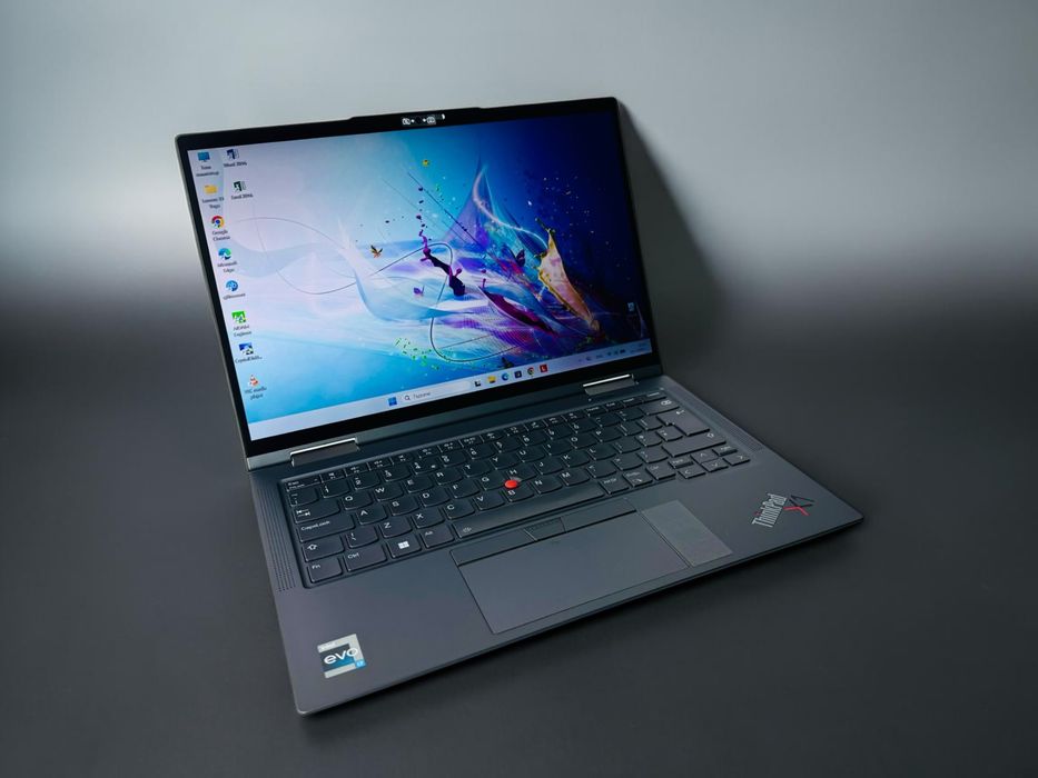 Лаптоп Lenovo ThinkPad X1 Yoga Gen 8 14" Touch i7-1355u 16GB LPDDR5 512GB Гаранция!