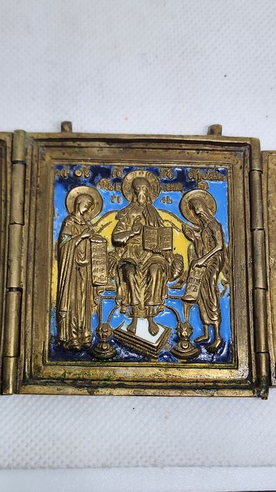 62 мл на 60 мл размер складня в закрытом виде.