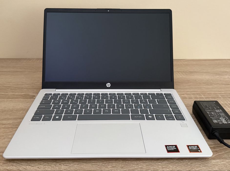 HP Omnibook 3 CA NOU ! Ryzen AI 5 - 16GB ram 512GB ssd !