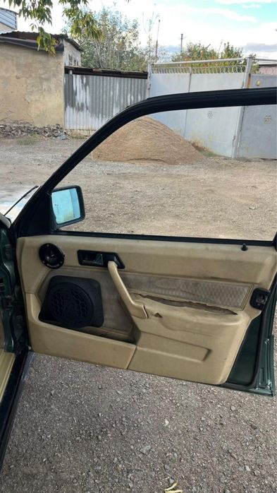 Продам мерс 190