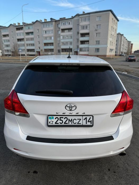 Продам таета венза