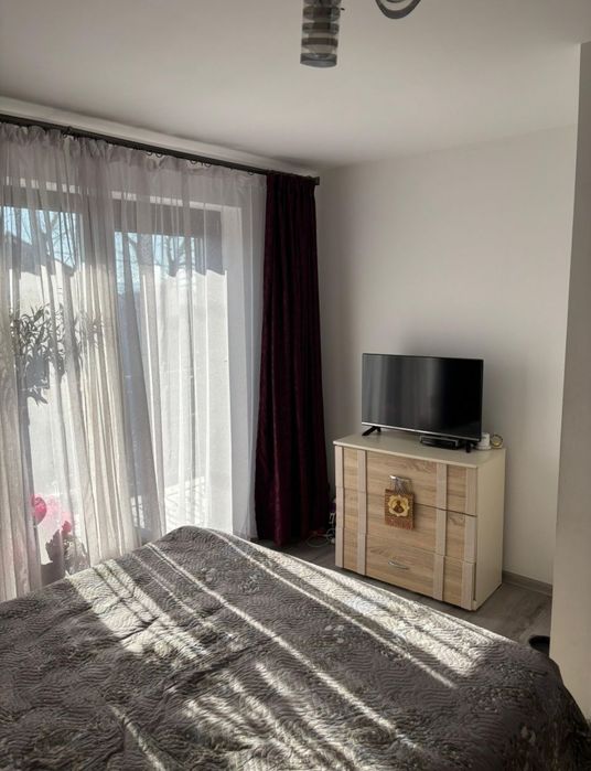 Casă tip duplex , 4 dormitoare.