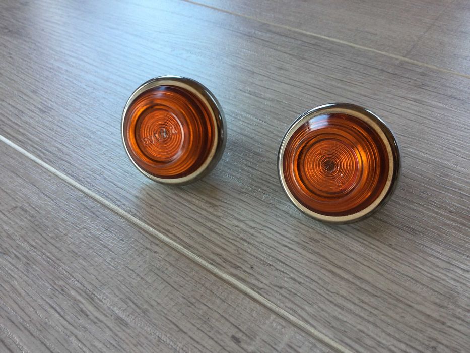 2 бр НОВИ оригинални странични мигачи за калник за Жигули / Лада / ВАЗ