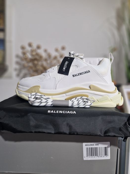Balenciaga Triple S