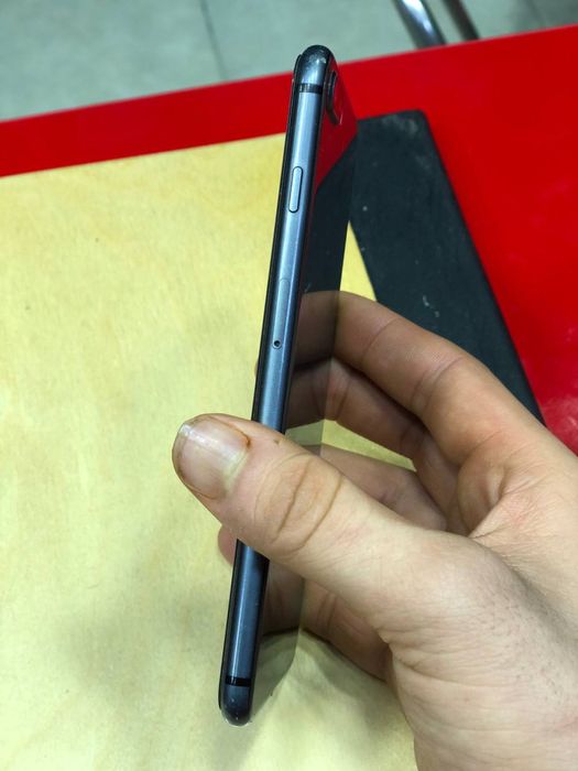 Iphone.        8plus