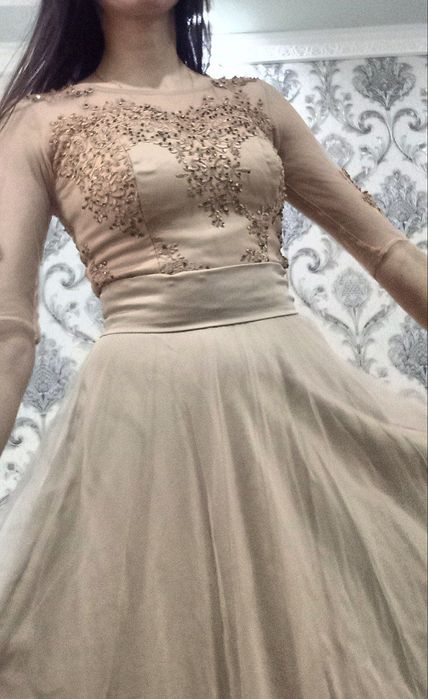 Vecherniy Koyne ruchnoy izdeliya 36 razmer