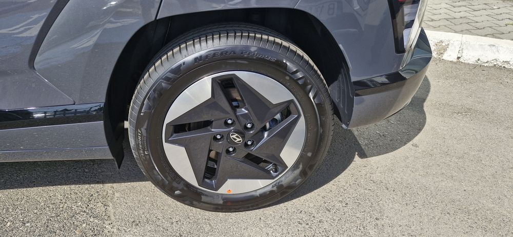 4 Anvelope Noi Vara NEXEN N'Fera-Primus-(EV) 215/60R17 96H