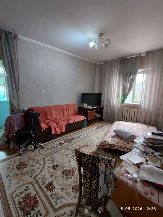 Срочно продаётся квартира Сергелинский р-н Куйлюк массив 5 1/5/5