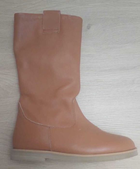 Cizme fete, din piele, imblanite, de Zara