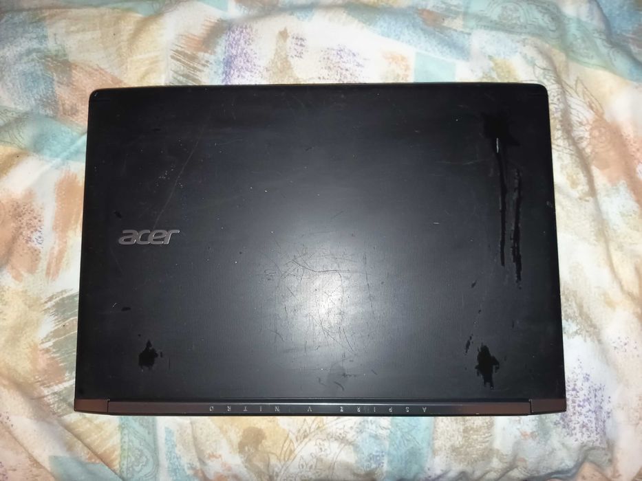 Laptop gaming Acer Nitro V17 Black Edition, Core i7 6700hq, Nvidia GTX 960m 4gb ddr5, display 4K UHD, 8gb ddr4, ssd 256gb, tastatura iluminata