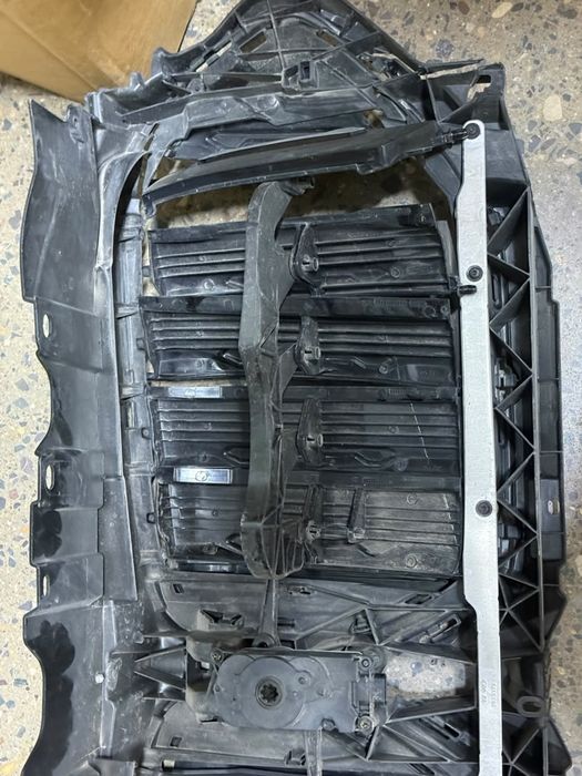 Решотка радиатора на BMW X5 G05 оригинал