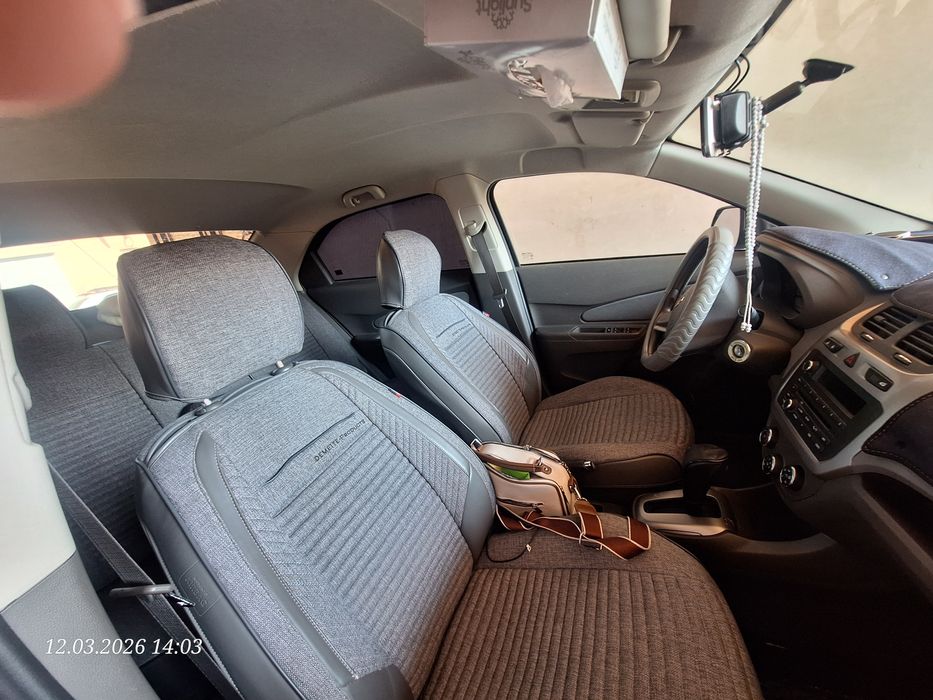 Chevrolet Cobalt 2023 — 3