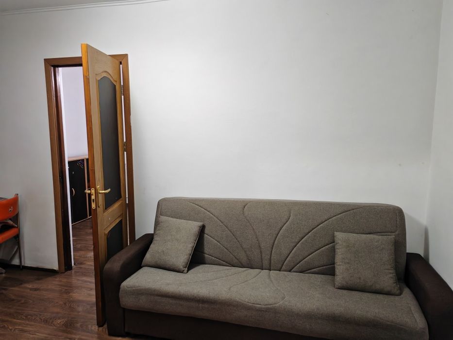 Închiriere apartament 2 cam nedecomandat, Tătărași, Rond 11