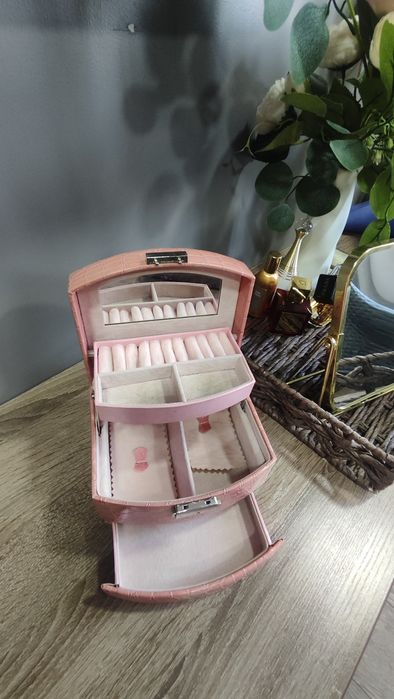 Шкатулка органайзер для украшений