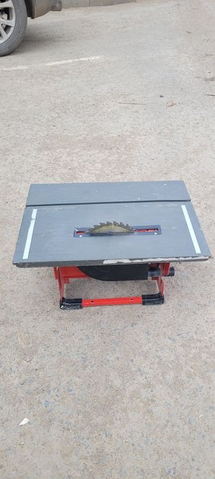 Дисковая пила настольная