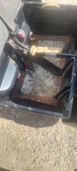 Vând bancheta rabatabila vw t5