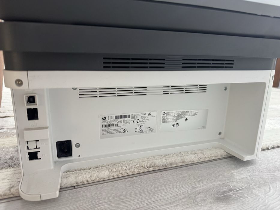 Продам почтый новый Принтер HP