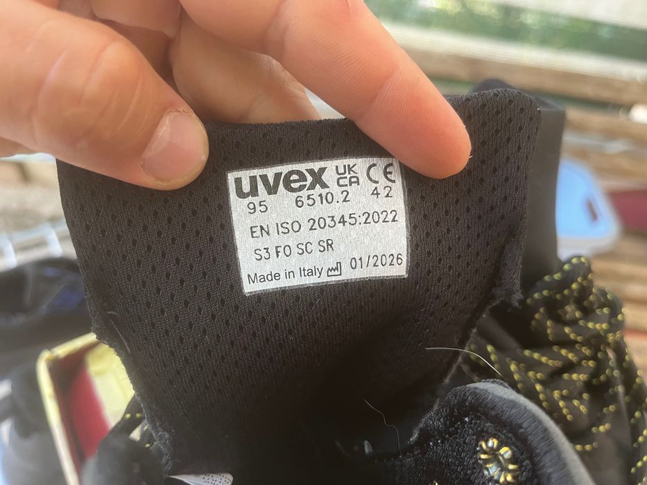 Bocanci de protecție, 42, S3 SRC