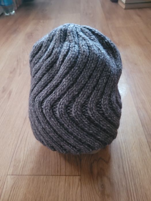 Шапка женская тёплая