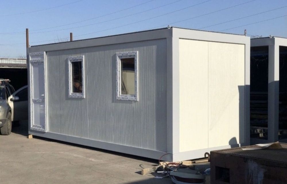 Containere casa.