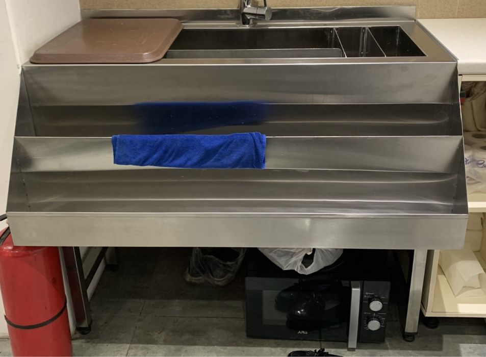 Стелаж нержавейка для кафе