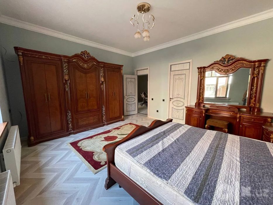 Сдаётся 4-комн ТТЗ, 150 м²