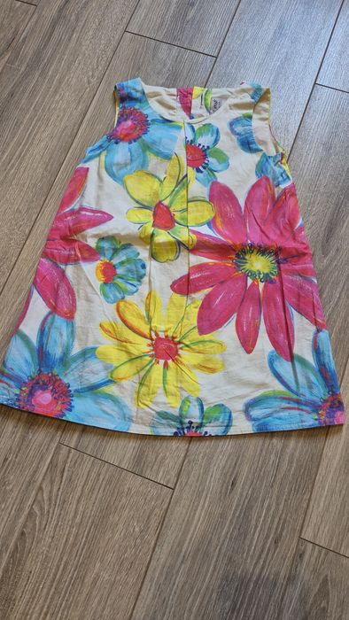 Лот 4-ри броя рокли NEXT 3-4год. 104см