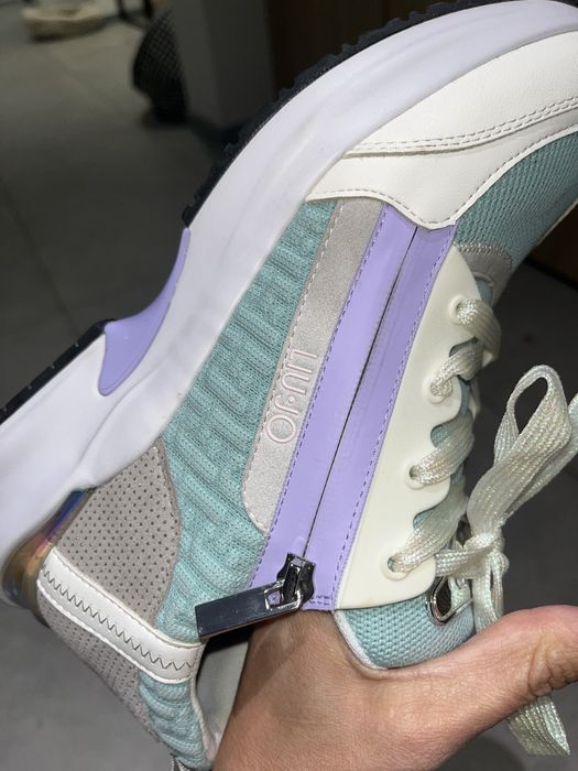 Сникърси на LIU JO