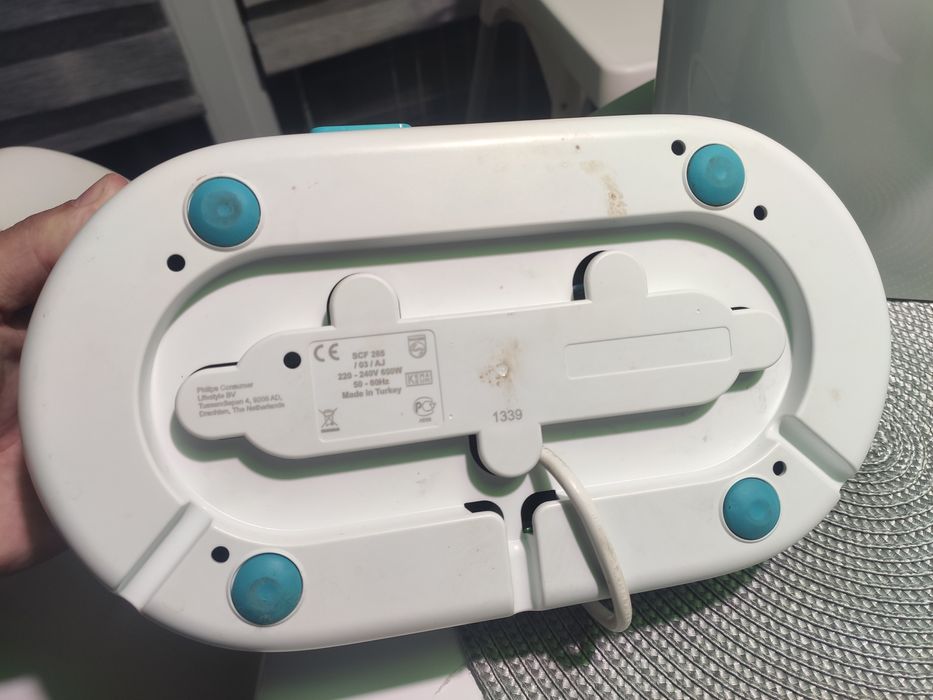 Sterilizator de biberoane Philips Avent