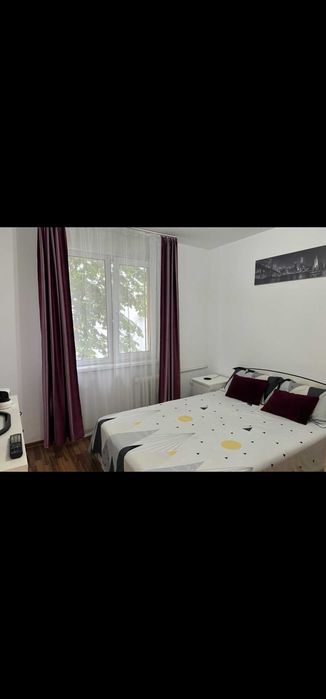 Proprietar inchirieaz ap 2 cam mobilat si utilat str Barnova 400E
