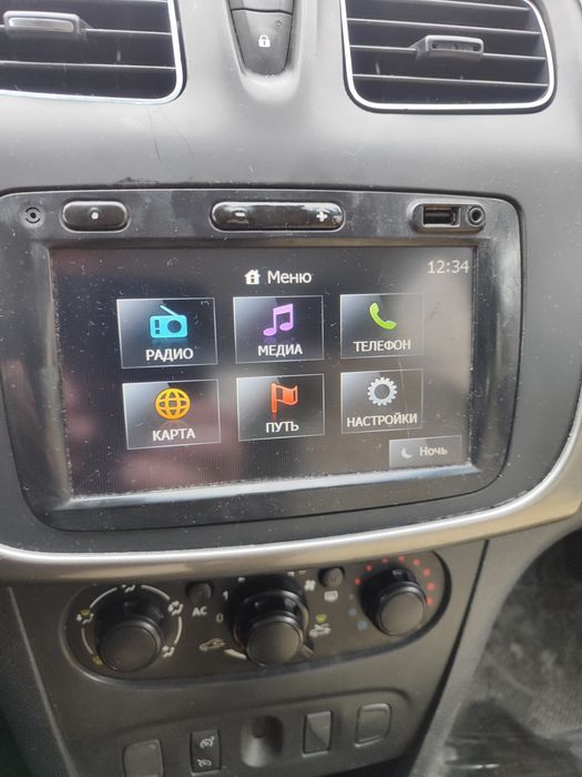 Продам или меняю Рено Сандеро 2