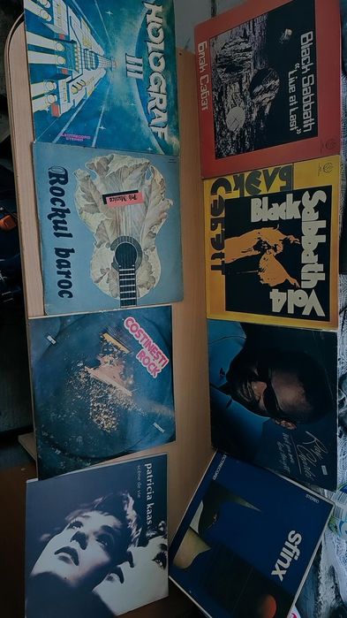 Lot discuri vinil vechi – Muzică populară, Ușoară, Rock românesc (Electrecord)” sau „Colecție discuri vinil Electrecord – pachet sau la bucată