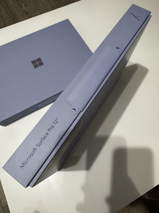 Microsoft Surface Pro 12’ 2025  16Gb 512Ssd Sigilat*