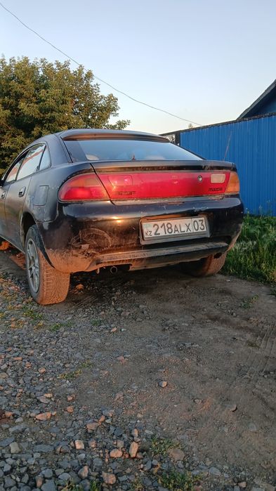 Продам Mazda 323