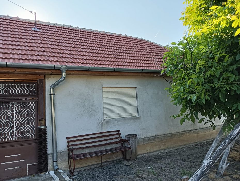 Casă de vânzare în localitatea Berindia comuna Buteni Jud.Arad.
