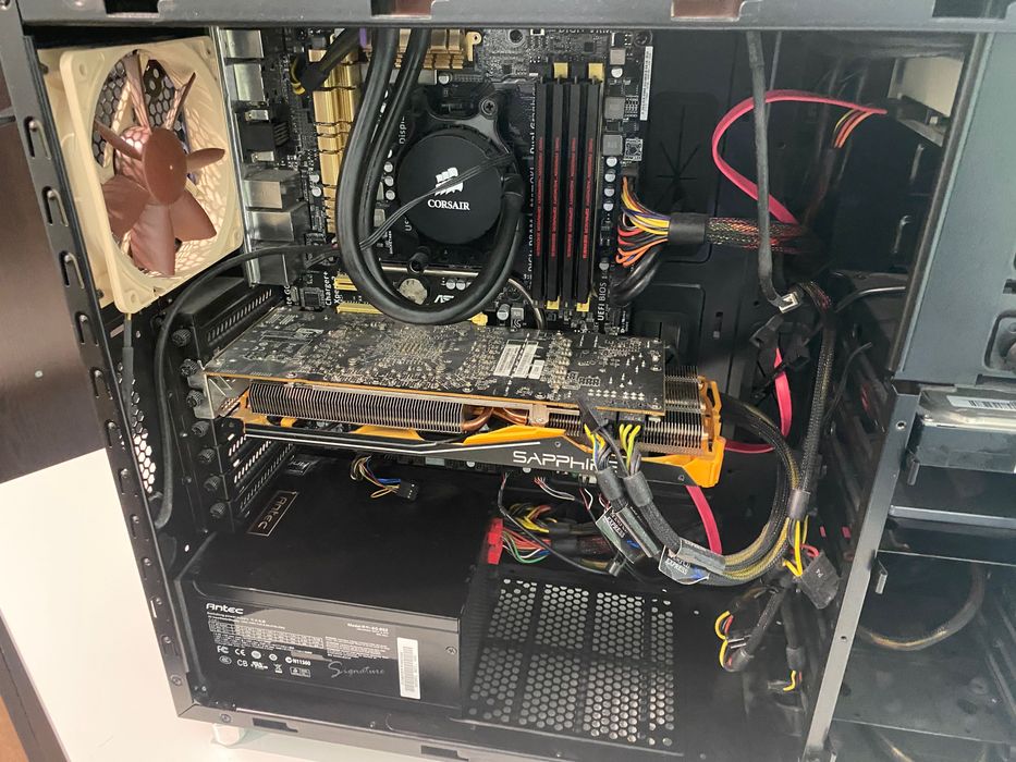 Компютър за лек гейминг и CAD