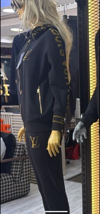 Treninguri dama Louis Vuitton, diverse mărimi, super calitate