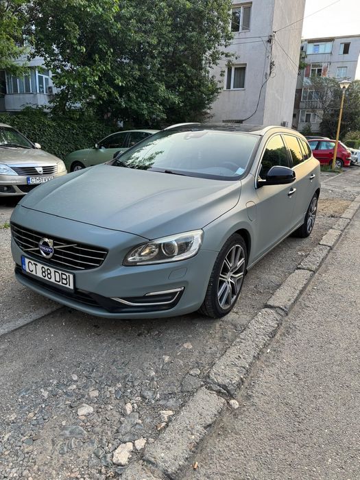 Volvo  v60 plug in hibrid 4x4 automata piele