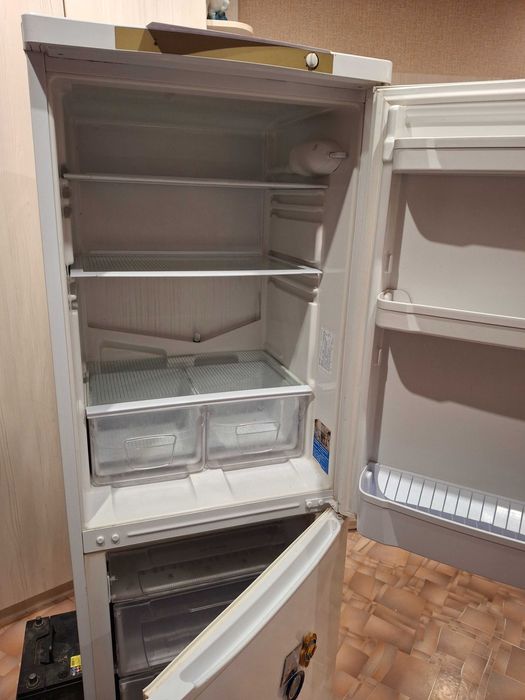 Продам холодильник