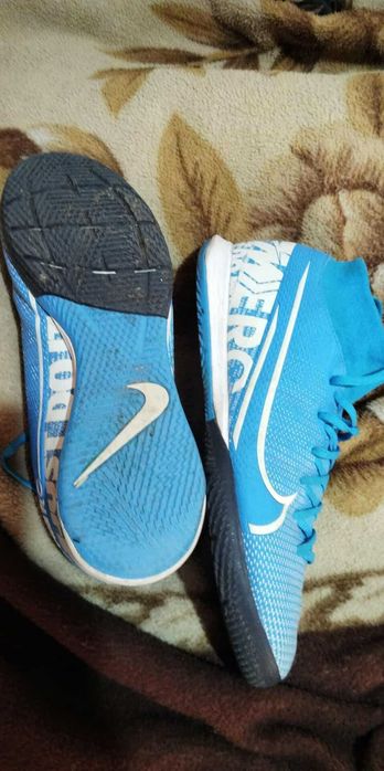 Маратонки NIKE Merc