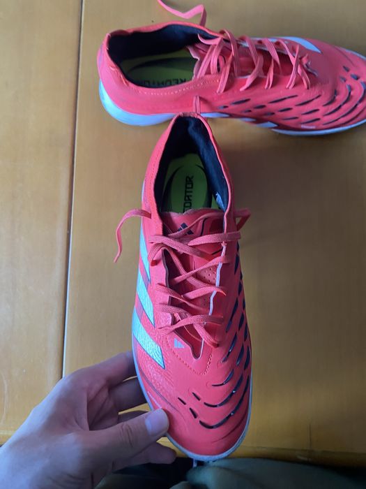 Сороконожки Adidas Predator