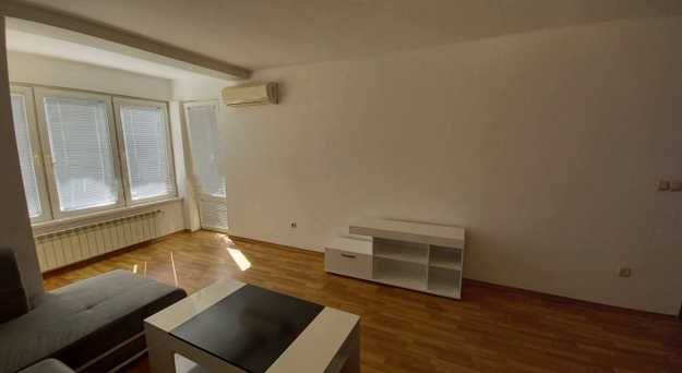 Продава се Тристаен апартамент в София, Младост 2 - 120 кв.м за 2475 €/кв.м - Снимка #2