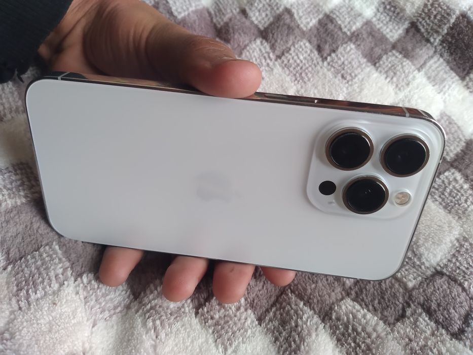 Iphone 13 pro айби бор.. abmenga 12 12 pro kerak dap qiladigan