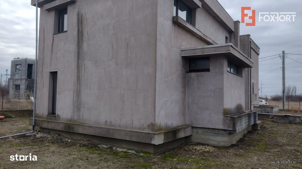 Casa 8 camere ,Sacalaz-Ideala pentru 2 familii