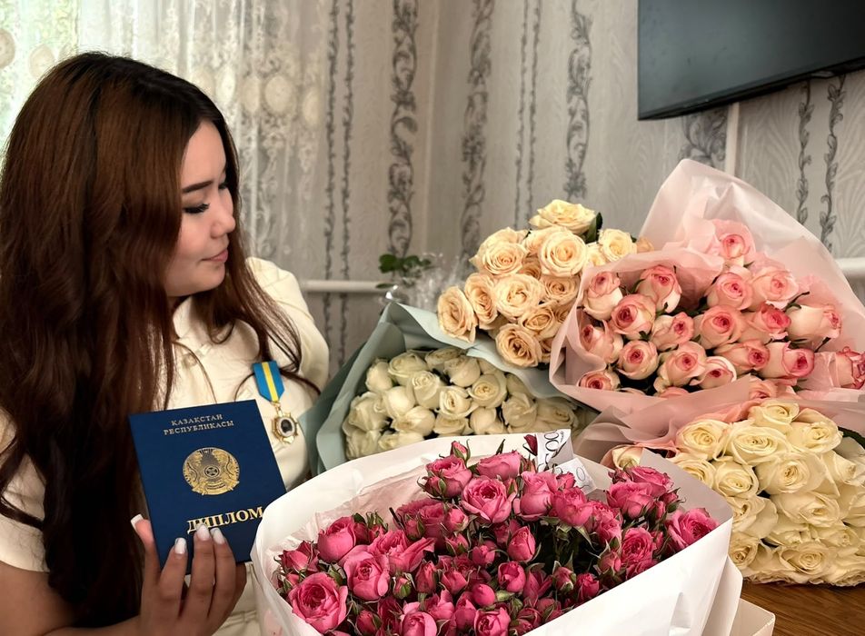 Продам цветы недорого!