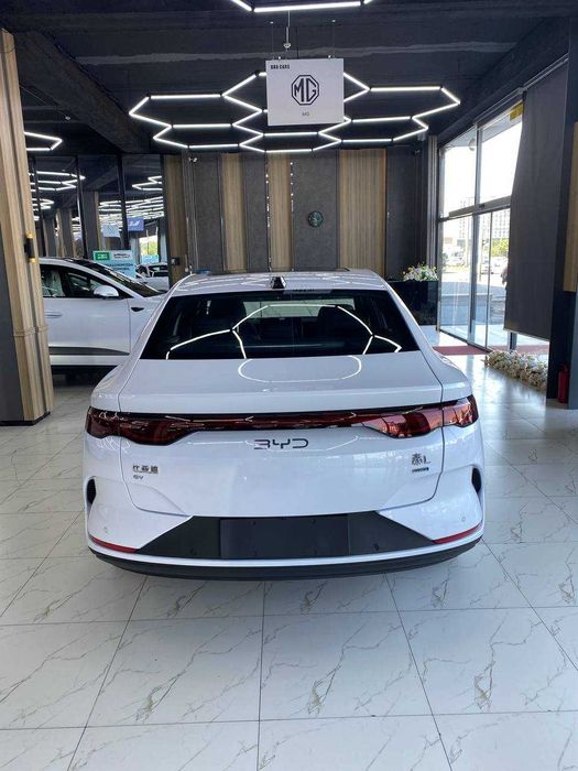 BYD Qin L 2025 — 7